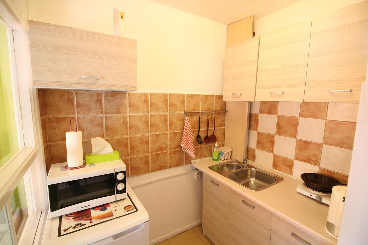 Apartamenty Varsovie Twarda City Exteriör bild